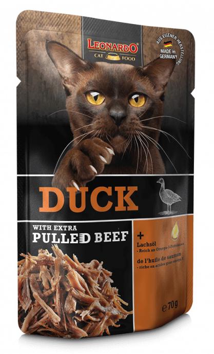 Консервы Leonardo Duck with extra pulled beef (Утка с тушеной говядиной) для кошек и котят